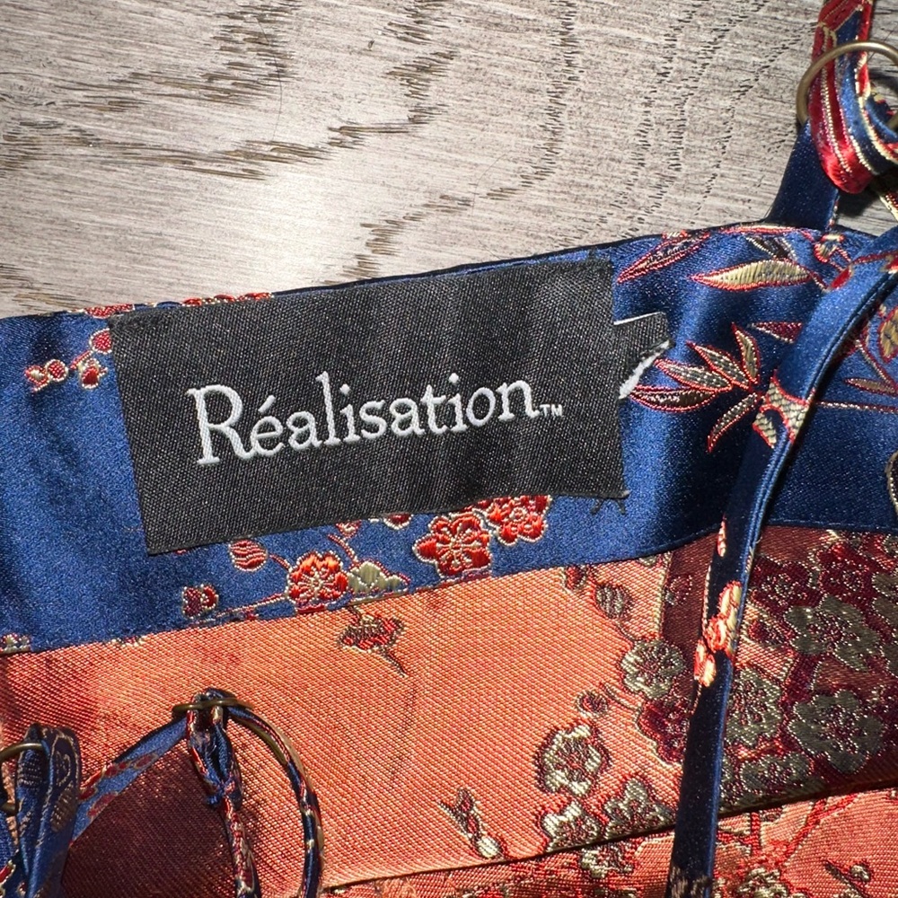 Realisation Par 100% Silk The Emilie Mini Dress in Shanghai Nights Size M - Picture 3 of 4